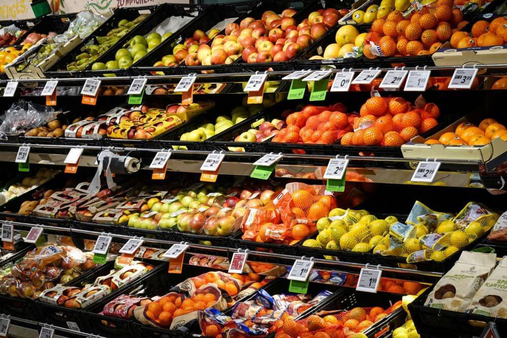 5 Emerging FMCG Companies Using AI to Challenge Industry Titans