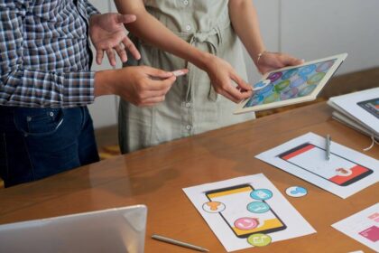 How Product Teams Use Real App Screenshots to Improve UX Decisions