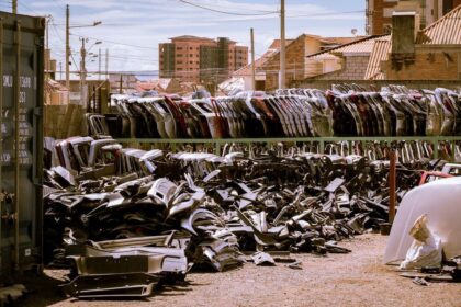 How can automotive parts management software prevent stockouts and reduce excess inventory?